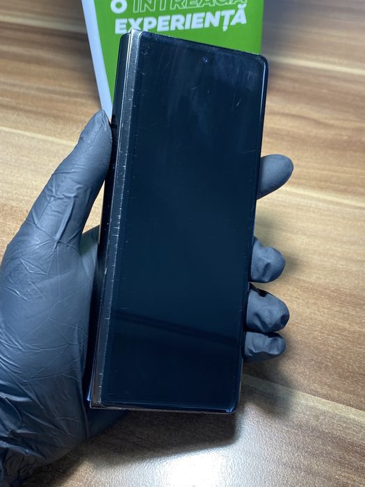 Samsung Galaxy Z Fold 2 5G / Garanție 14 zile / 256 Gb / Bun |