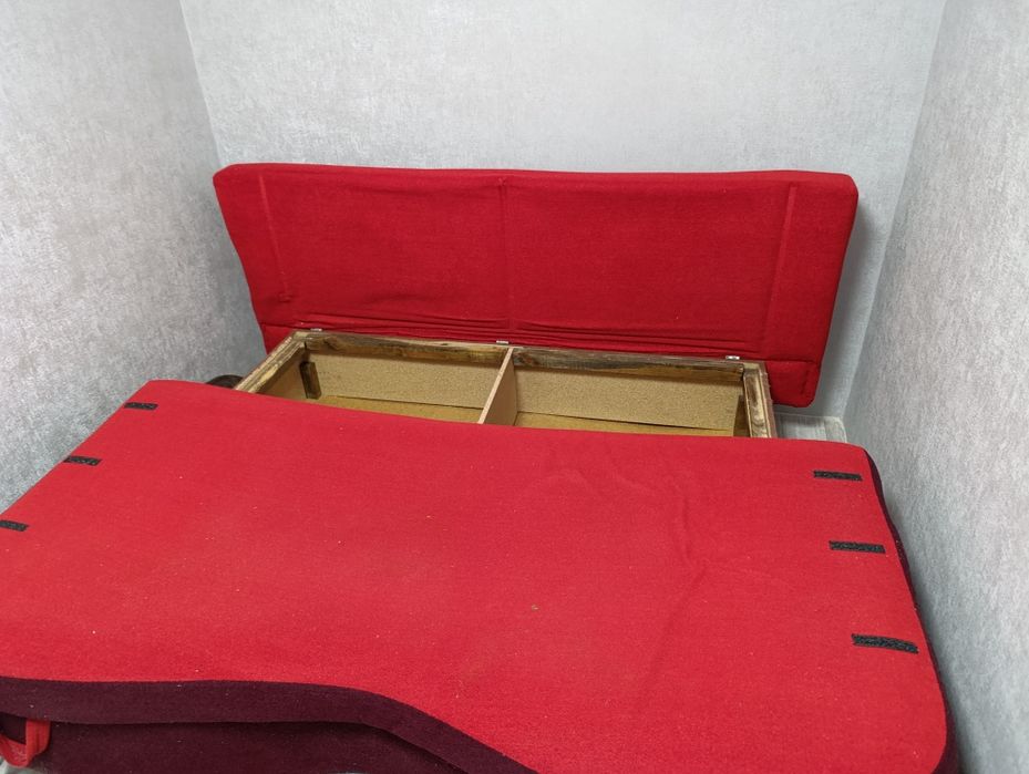 Отдам даром диван