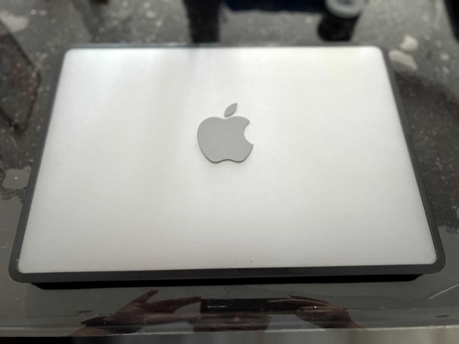 КАТО НОВ!!! Apple MacBook Pro 13" M1 8RAM 256GB Touch Bar Silver