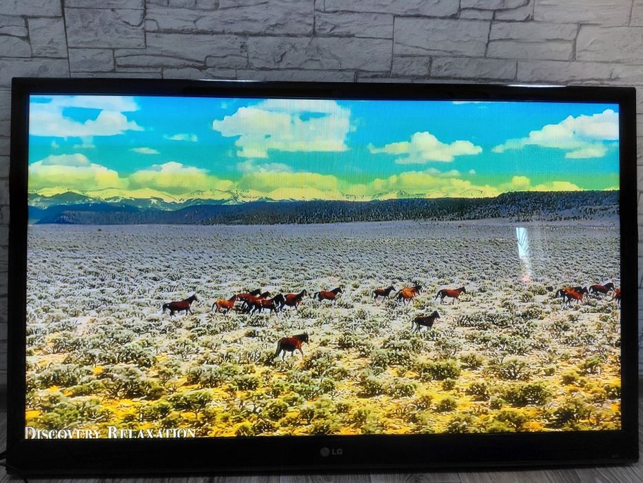 Телевизор LG   диагональ 50"дюйм - 128 см.