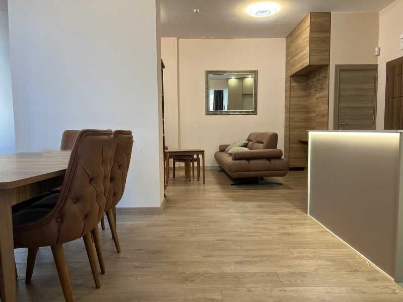 Дава се под наем Тристаен апартамент в София, Иван Вазов - 110 кв.м за 1500 € - Снимка #3