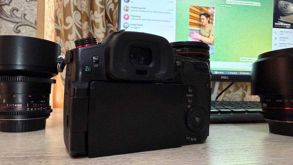 Panasonic Lumix GH5s + 4 ta obyektiv + batareyalar