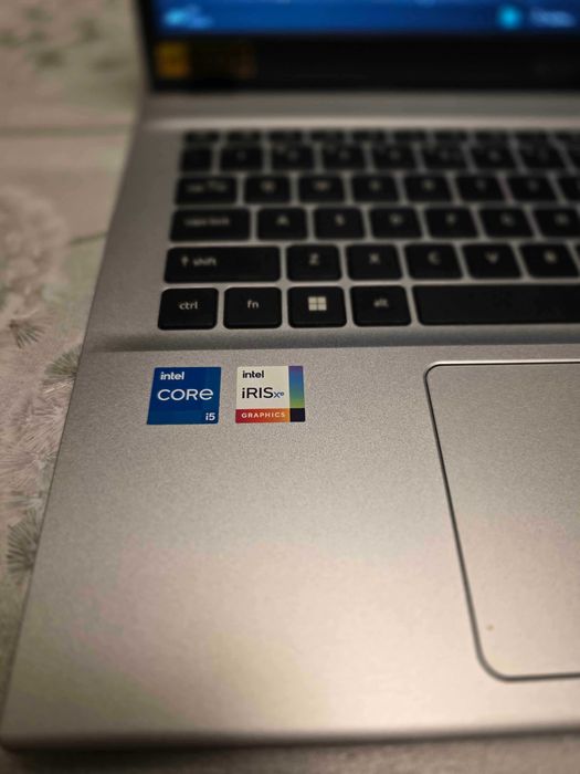 Продавам Acer Aspire 3 i5-1235U, 16GB RAM, 512GB SSD, 1г гаранция