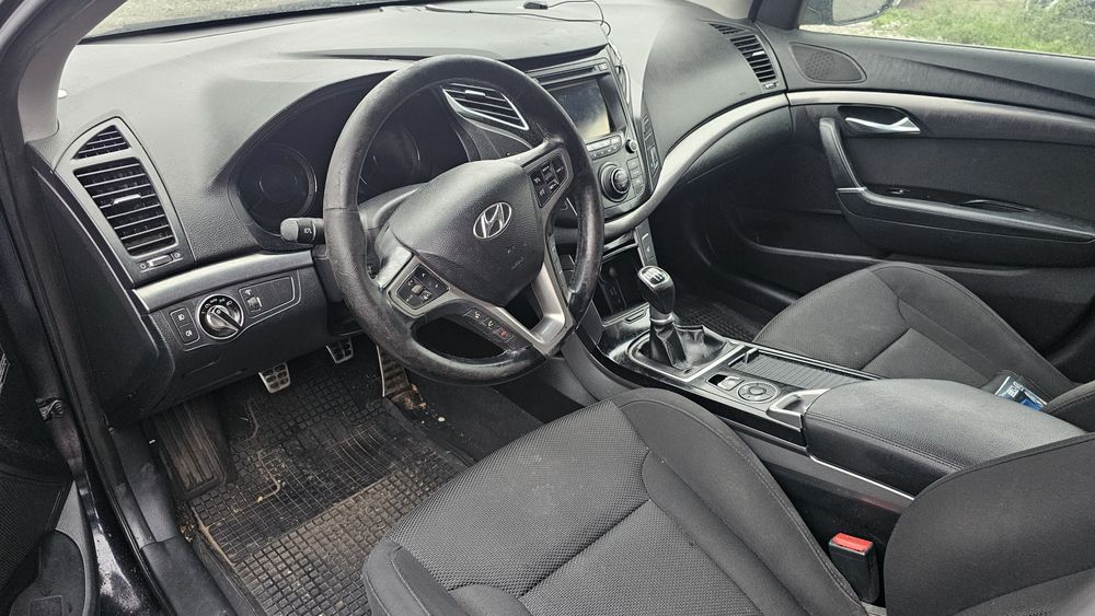 Хюндай и40 на части