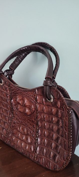 Продам сумку из крокодила