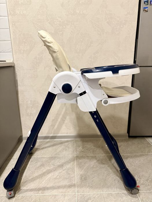 Продам стул для кормления!!