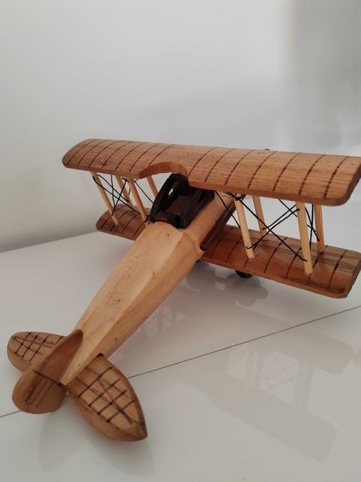 Macheta avion lemn