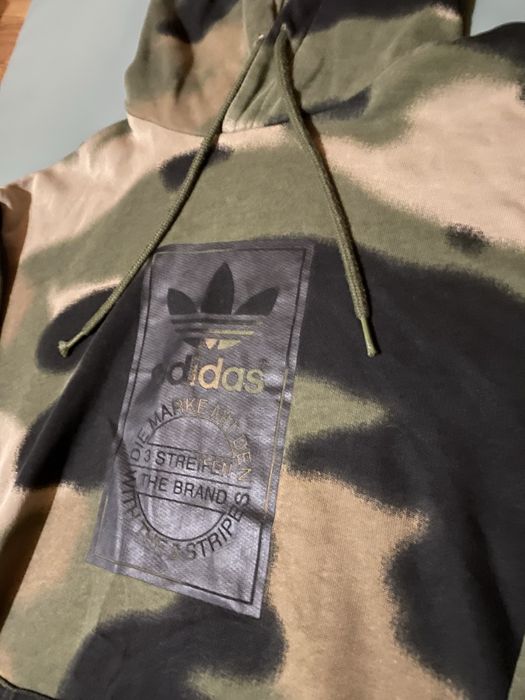 Hanorac Adidas Originals camuflaj