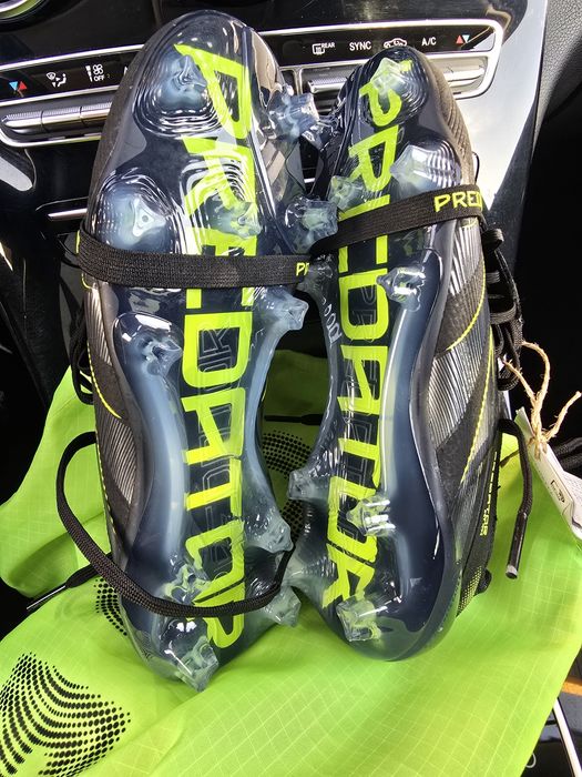 Ghete fotbal adidas predator 36