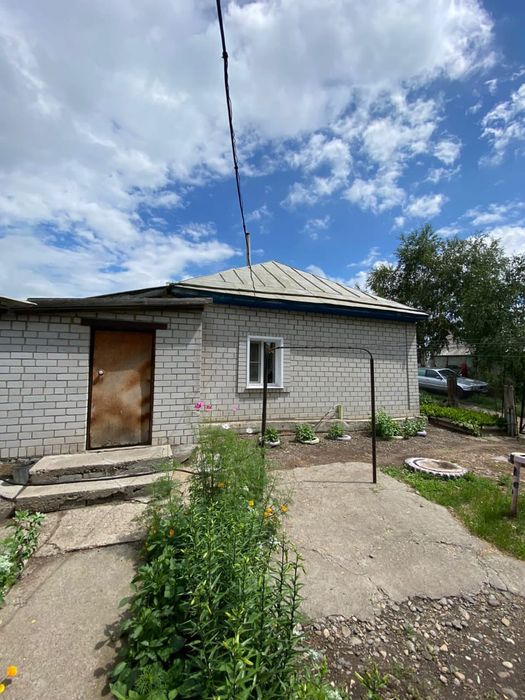 Срочно продам дом, в самом центре.