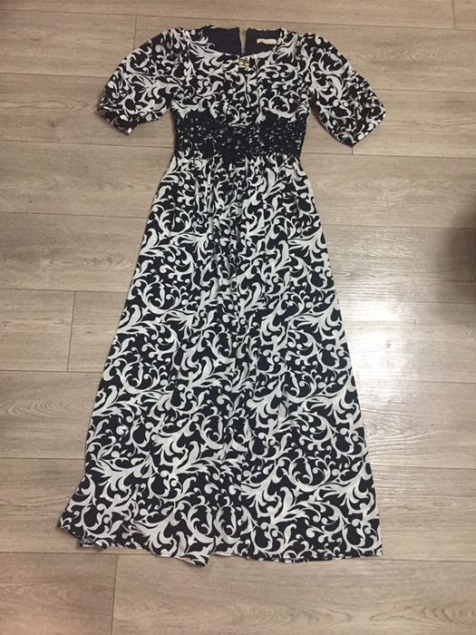 Продам вечернее платье, одевала 1 раз