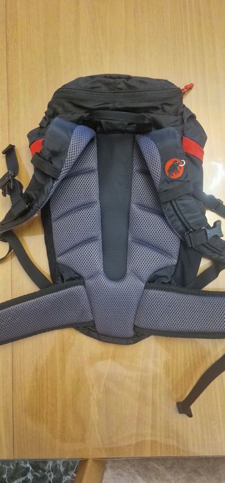 Детска туристическа раница Mammut 12l