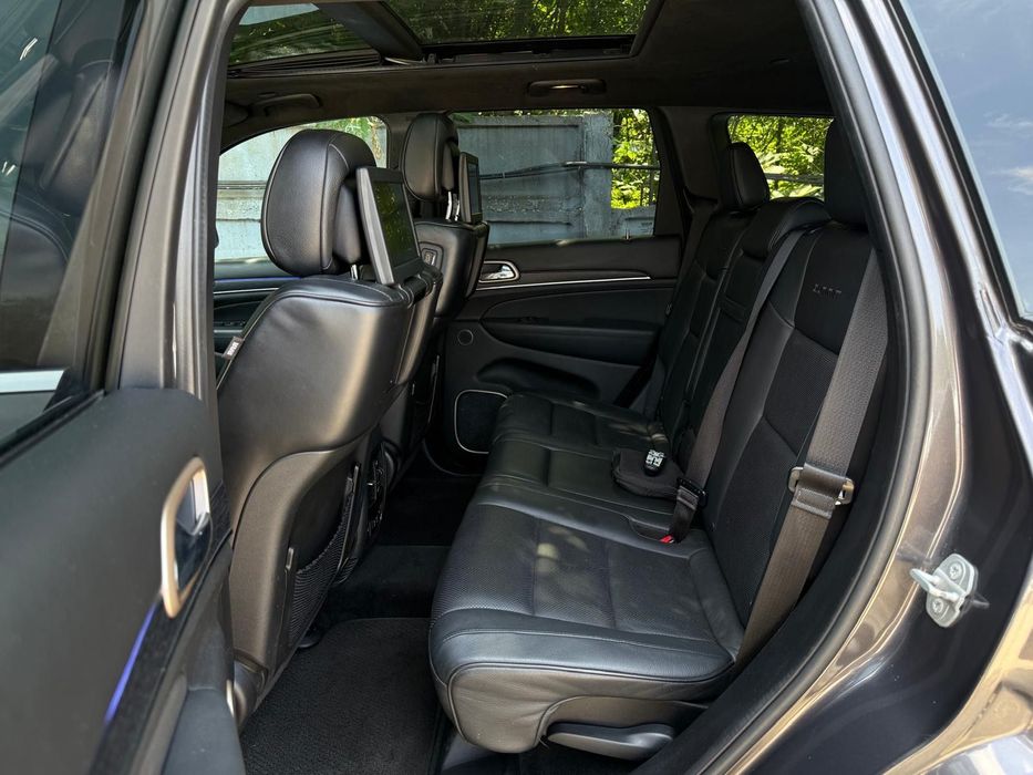 Jeep Grand Cherokee Summit Full Posibilitate Rate Fara Avans, Schimburi Auto