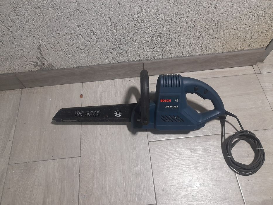 Ferăstrău electric Bosch GFZ 14-35 A,