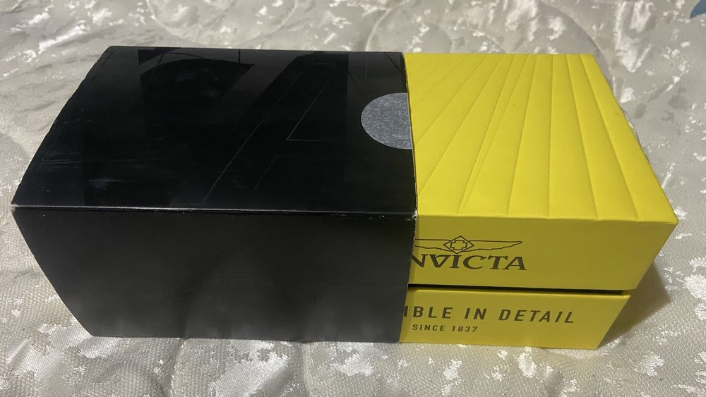 Продам часы Invicta (американские)