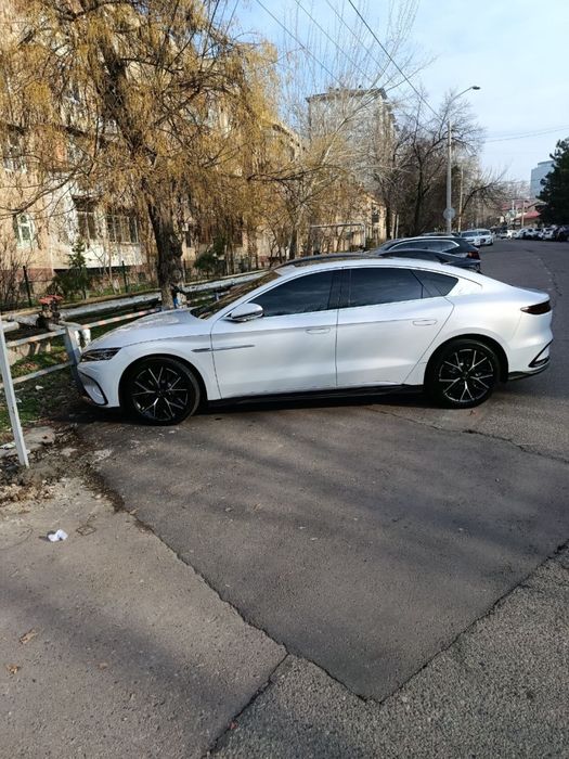 Продам byd xan dual 2025