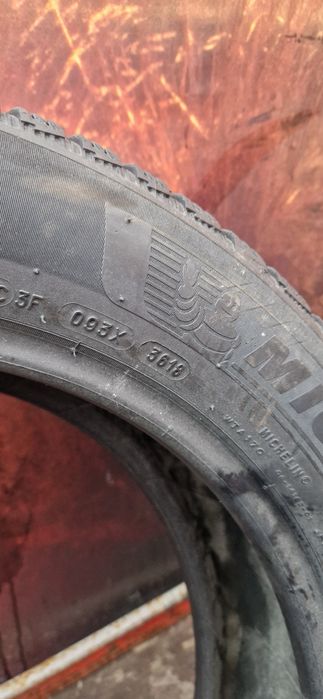 2 Anvelope Michelin 215 55 R17 M+S