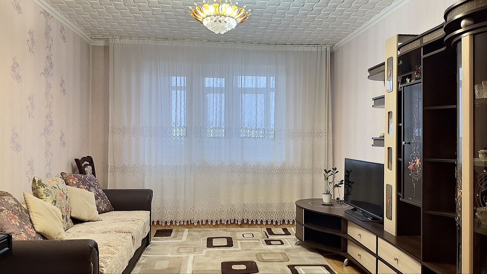 Продается 3-х комнатная квартира в центре