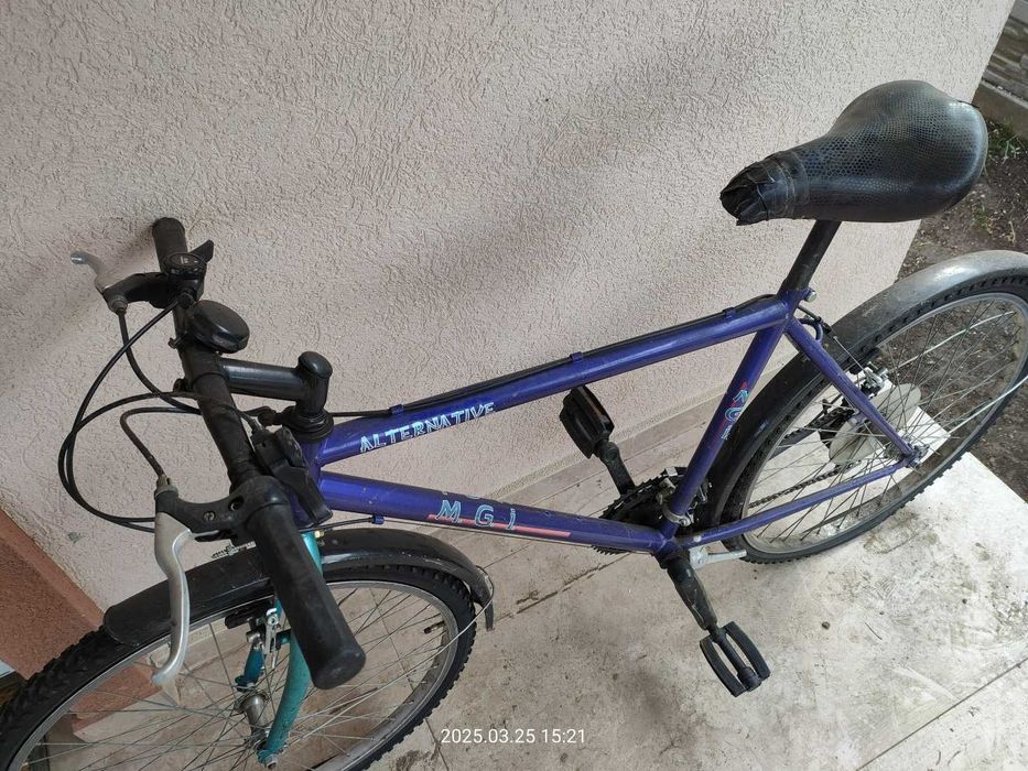 Bicicleta MGI Alternative 26 inch marime medie 48 cm 18 viteze roti