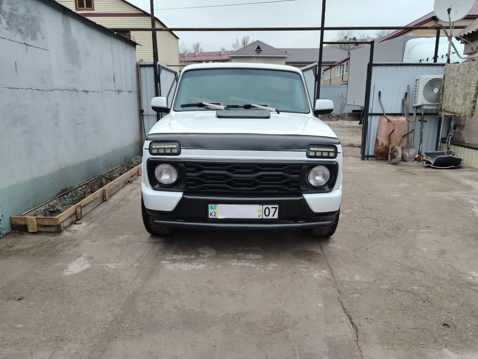 Продам ниву  2016 года.