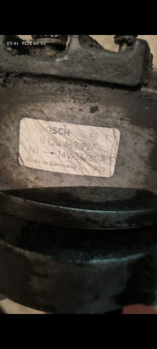 Продам запчасти на 124 Мерседес