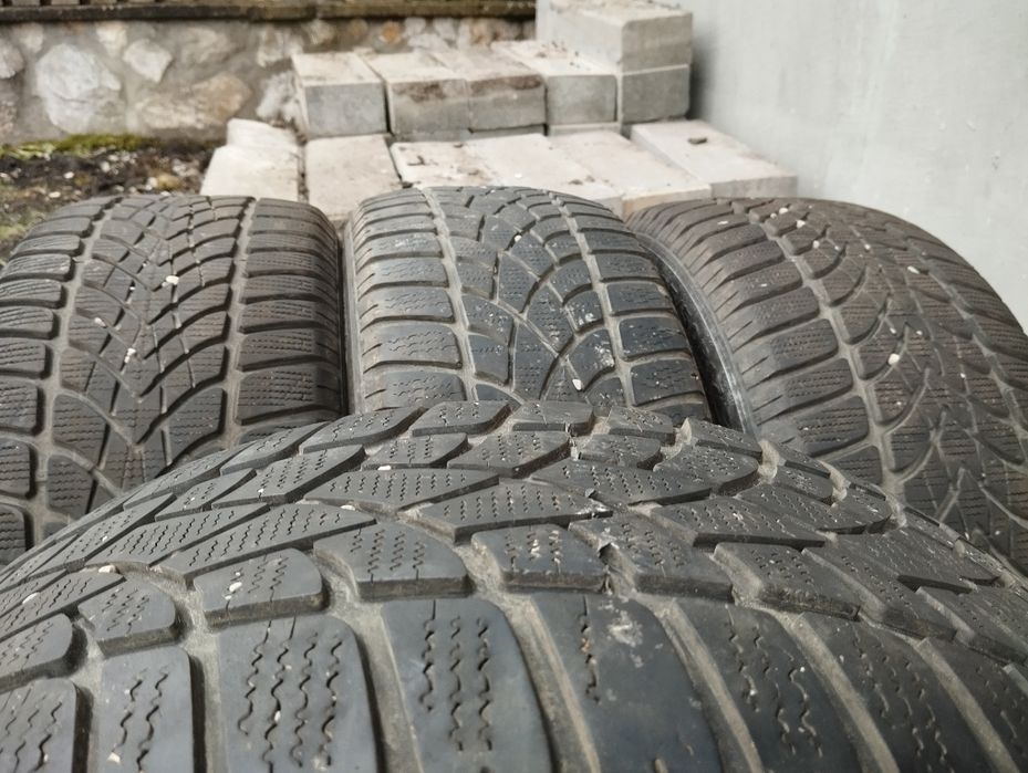 Anvelope de iarna Winter Sport 4D 225/50 R17