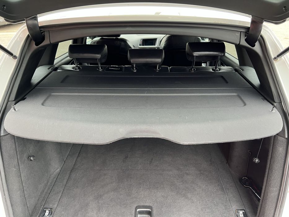 Polita portbagaj Audi Q5 8R neagra