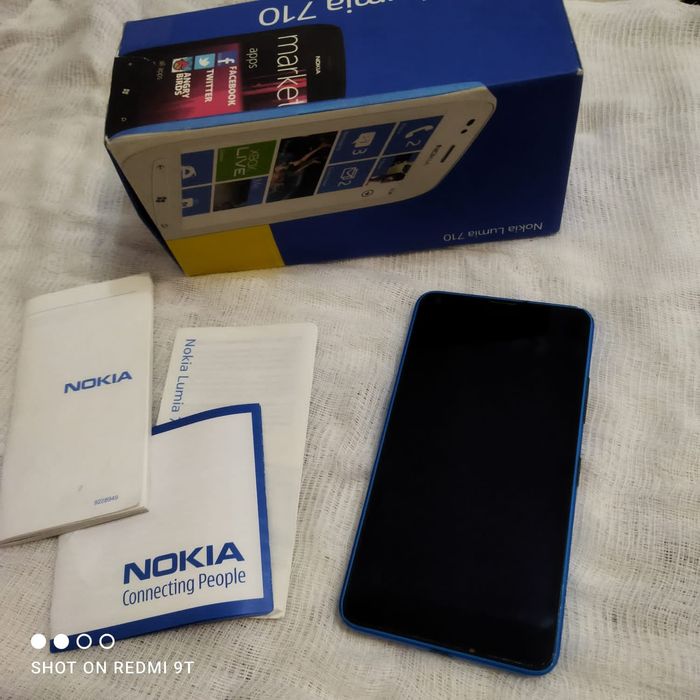 Продам смартфон Nokia Lumia 710