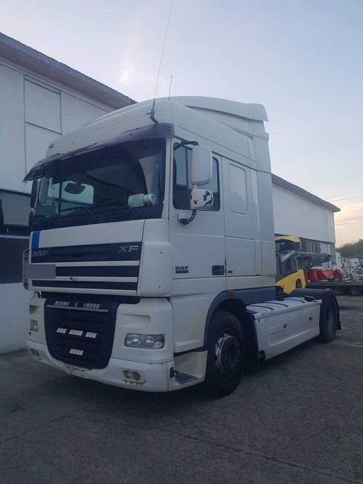 Vand 2x autotractor Daf xf, euro 5, standard Valenii de Munte • OLX.ro