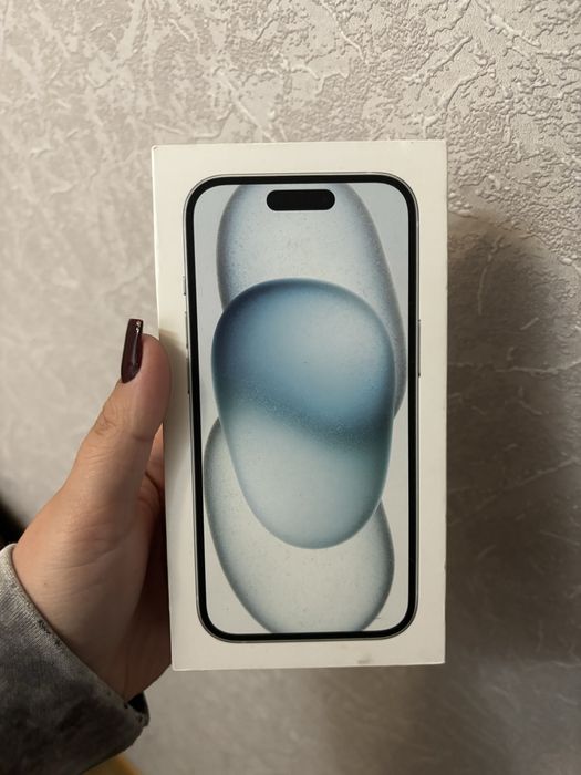 Продам айфон 15 128 гб