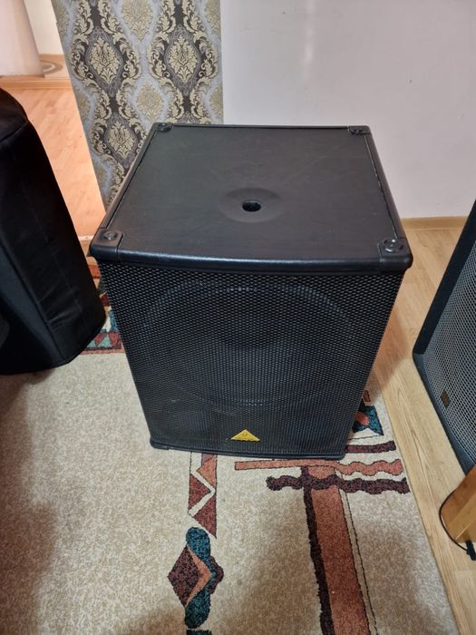 Vand Sub Behringer b1800d activ 18 inch