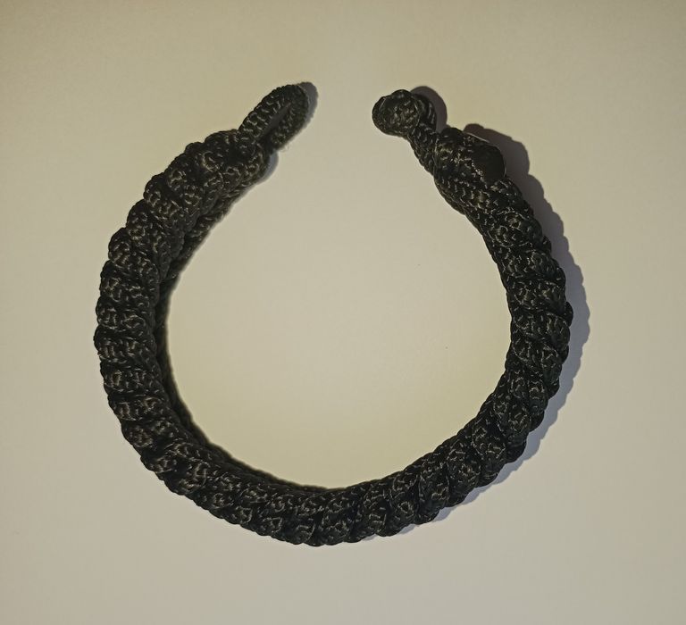 Bejirim qo'l brasletlari