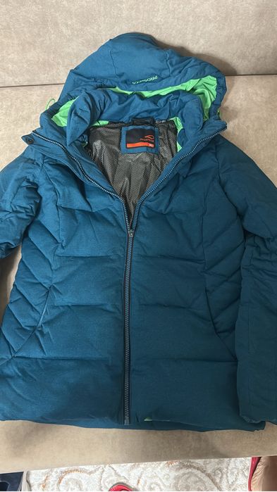 Продается одежда на мальчика 10-12 лет