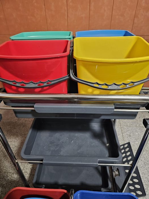 Cărucior curățenie