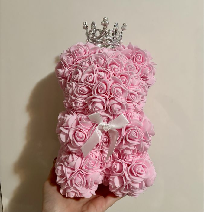 Ursulet din trandafiri de spuma