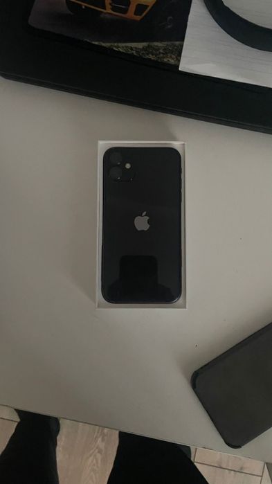 Продам Iphone 11 128 mg