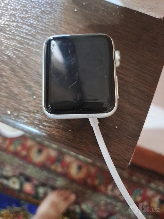 Apple Iwatch series 3.