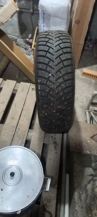 Продам Шины зимние
