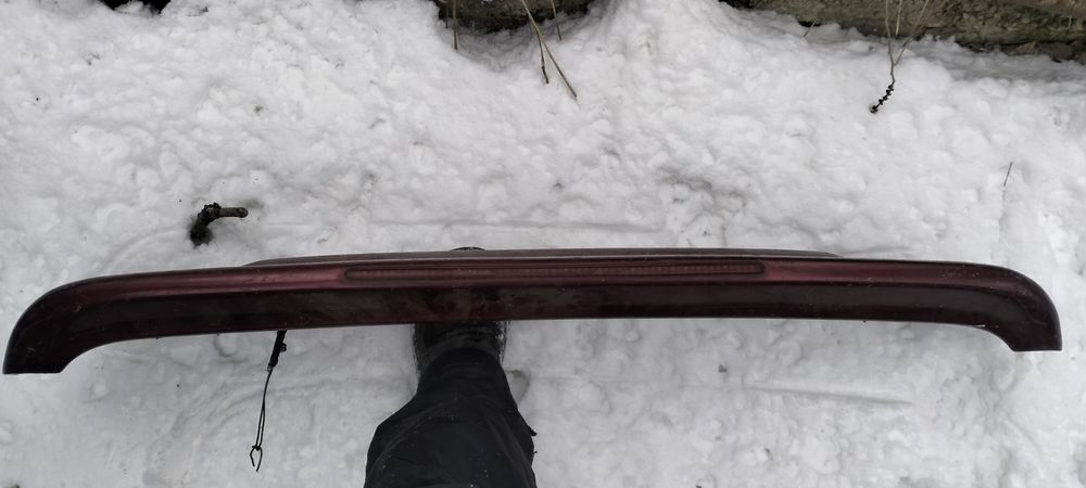 Спойлер на Тойота сюрф