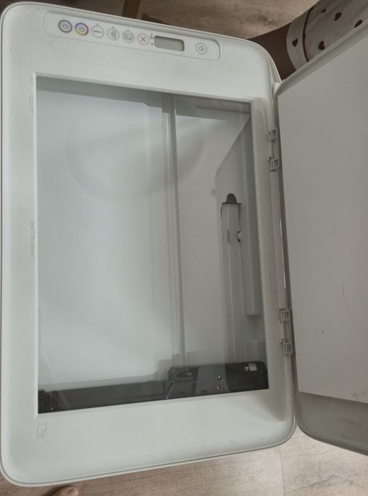 Продаю сканер б/у