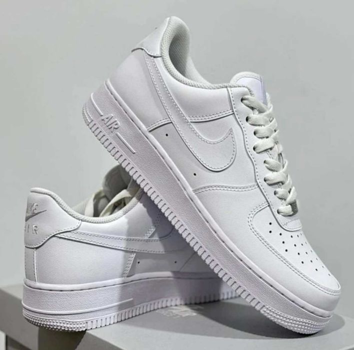 Adidasi Nike AirForce 1 Low Top (Livrare cu verificare)
