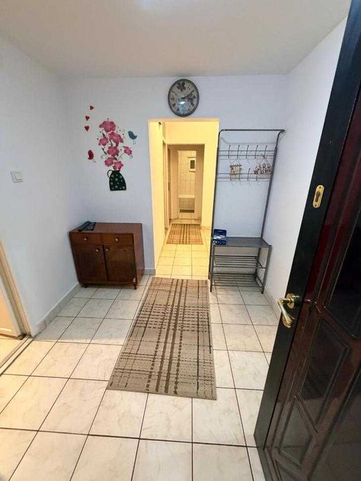 URGENT! Apartament de inchiriat in Iasi cu 3 camere decomandate.