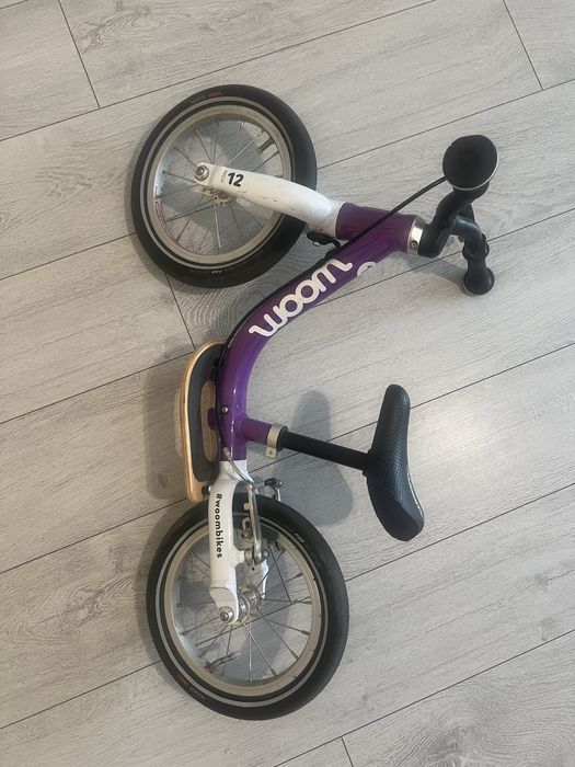 Bicicleta Woom 1 cu suport picioare