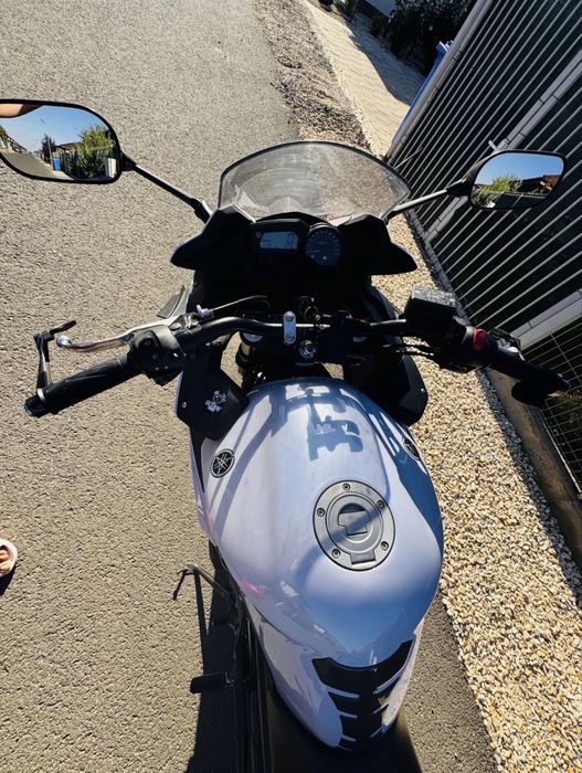 Vând Yamaha XJ 600 S Diversion Albă