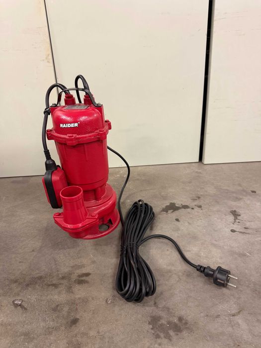 070161	Помпа водна за мръсна вода  750W 2" 200L/min 9m RD-CAWP54