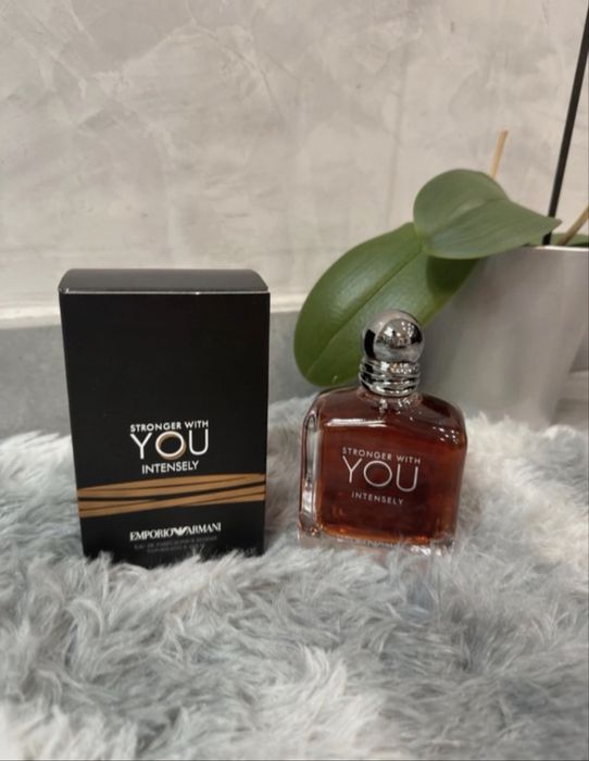 Parfum Stronger with You intensely