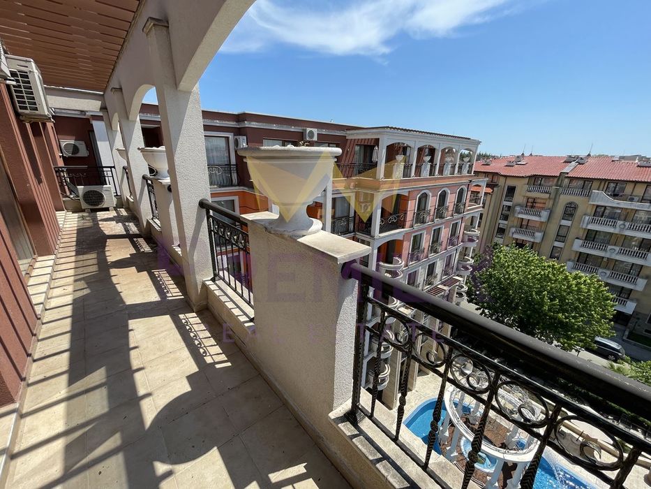 Продава се Тристаен апартамент в к.к. Слънчев бряг - 132 кв.м за 1629 €/кв.м - Снимка #9