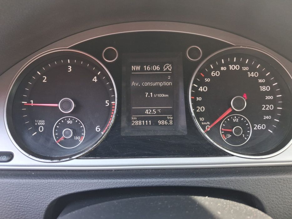 VOLKSWAGEN Passat 2013 — imagine 2
