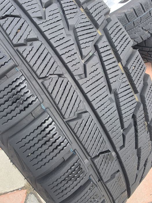 Roti complete Suzuki SX4 S-Cross 17 inch cu anvelope iarna