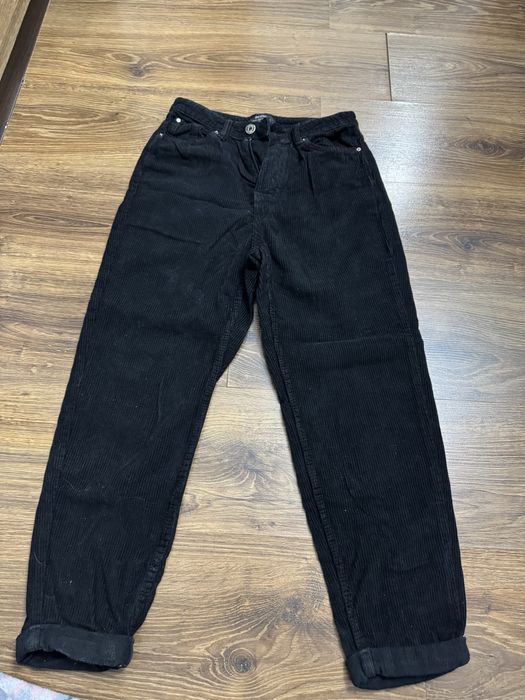 7 perechi de pantaloni